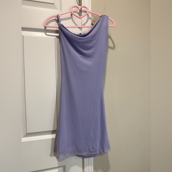 ASOS DESIGN mesh twisted shoulder mini dress with softline skirt in pastel lilac - Picture 5 of 8